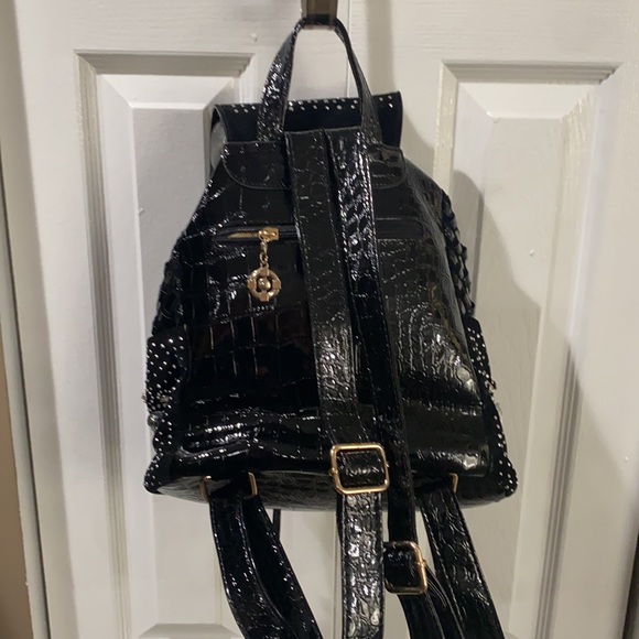 New backpack - Picture 4 of 5